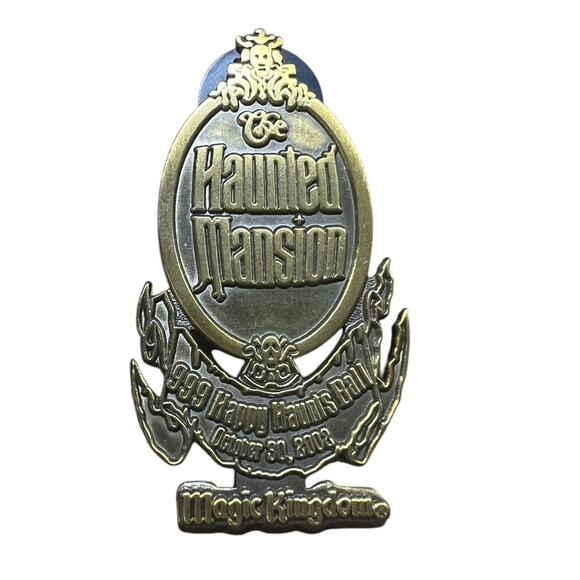 Haunted Mansion Gold Plaque Logo 999 Happy Haunts Ball 2002 LE 150 Disney Pin